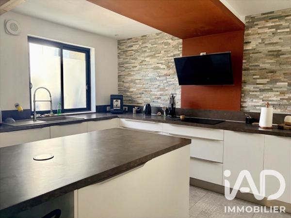 Maison à vendre 4 pièces 156 m² Podensac