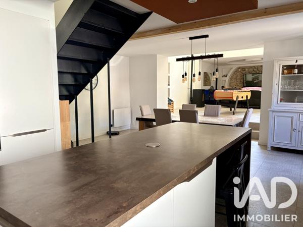 Maison à vendre 4 pièces 156 m² Podensac