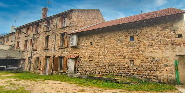 Vocance (07690) Maison de Village 750 m² + Jardin 1100 m²avec Appartement 100 m² Loué