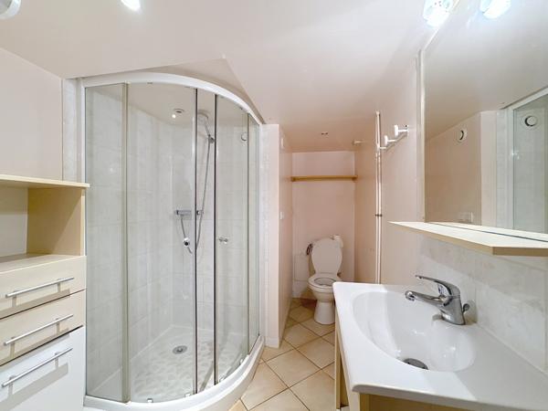 Trévoux (01600) Maison avec vue beaujolais, familiale 5 chambres avec piscine, terrain 819 m².