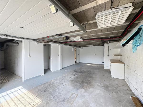 Trévoux (01600) Maison avec vue beaujolais, familiale 5 chambres avec piscine, terrain 819 m².