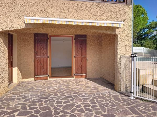 Trévoux (01600) Maison avec vue beaujolais, familiale 5 chambres avec piscine, terrain 819 m².