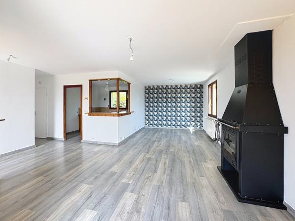 Trévoux (01600) Maison avec vue beaujolais, familiale 5 chambres avec piscine, terrain 819 m².