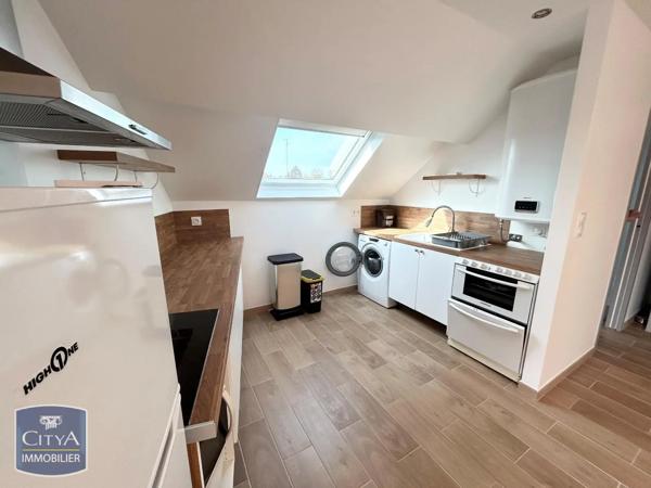 Appartement à louer 2 pièces 37.73m² Valenciennes (59300)