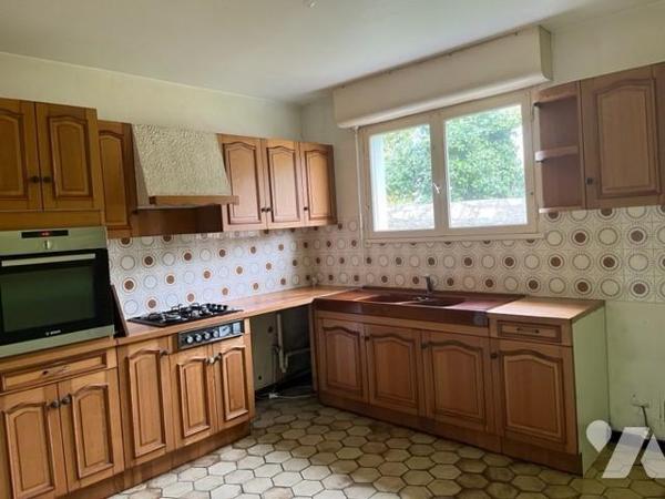 T5 avec cave et garage 