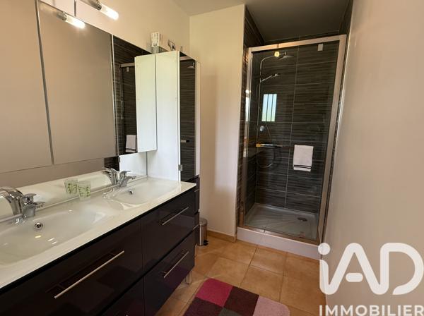 Maison à vendre 8 pièces 220 m² La Chapelle-Bayvel