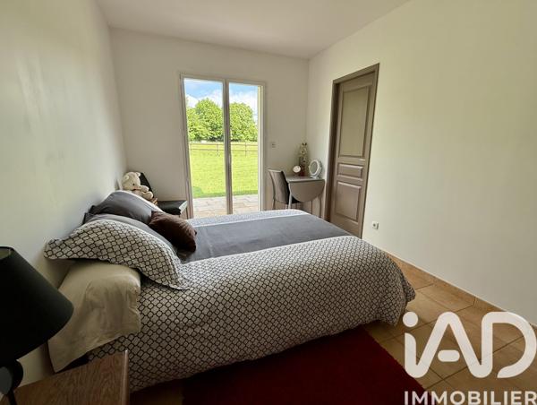Maison à vendre 8 pièces 220 m² La Chapelle-Bayvel