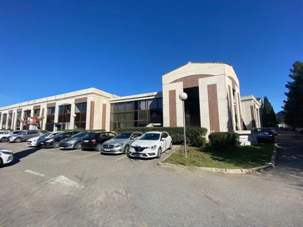 Bureaux à louer - Proximité ZA Les Paluds - Gémenos