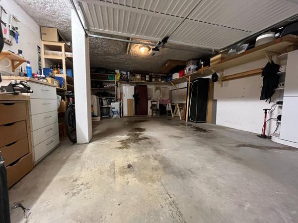 Rare : St jorioz centre : spacieux appartement  récent de 133m², 4 chambres dont suite parentale, 2 terrasses, 2 sdb, 2 wc  proche écoles et commerces