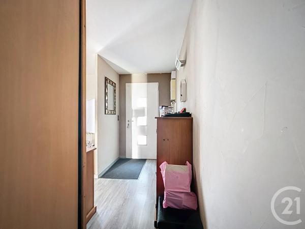 Maison à vendre  5 pièces - 98,56 m2 ST VALERIEN - 89