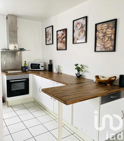 Location appartement 3 pièces 62 m² Saint-Jean-de-la-Ruelle