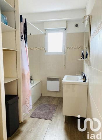 Location appartement 3 pièces 62 m² Saint-Jean-de-la-Ruelle