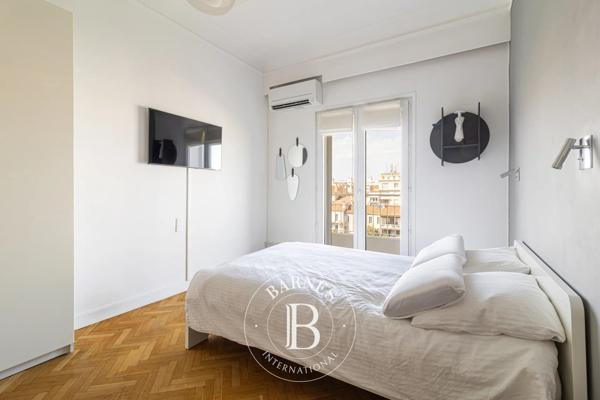 Marseille 8ème, Appartement 4 Chambres -  236 m² à vendre