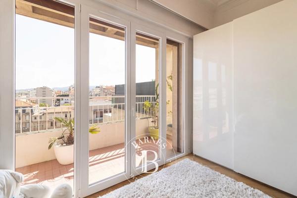 Marseille 8ème, Appartement 4 Chambres -  236 m² à vendre