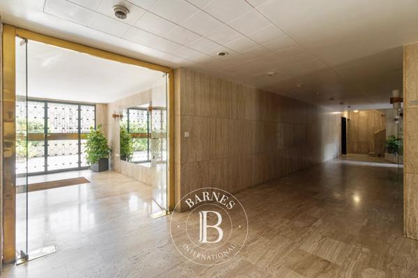 Marseille 8ème, Appartement 4 Chambres -  236 m² à vendre