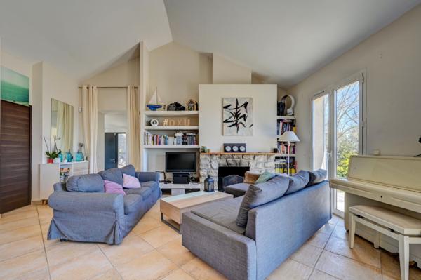 Vente Maison de luxe Éguilles 6 Pièces 155 m²