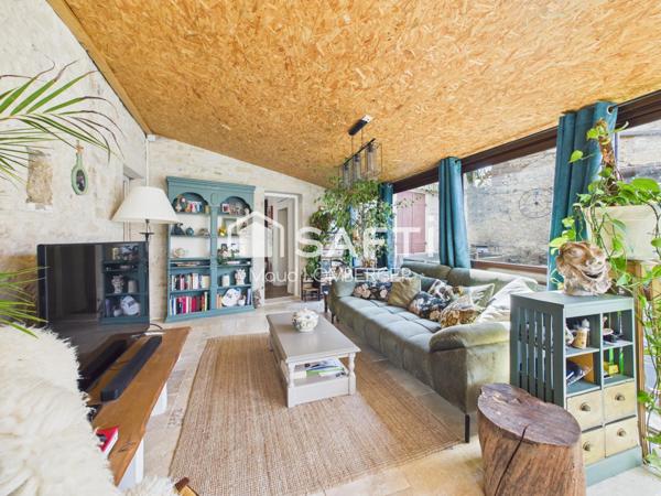 Maison de caractère avec nombreuses dépendances