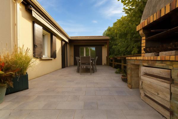 Maison à vendre 6 pièces SAINT GEORGES LES BAILLARGEAUX (86)