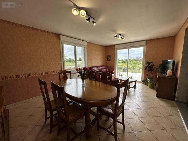 Maison à vendre à Le Lion-d'Angers dans le Maine-et-Loire (49220), ref : 49098-1373