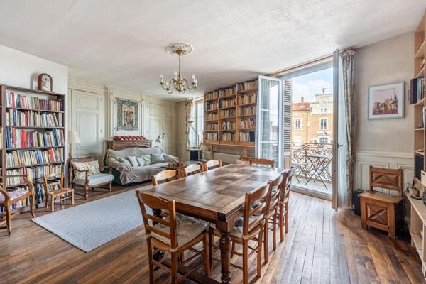 Idéal artisan, profession libérale, famille nombreuse. Maison Lachassagne 6 pièce(s) 225 m2