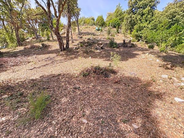 Terrain avec permis de construire à TAVACO