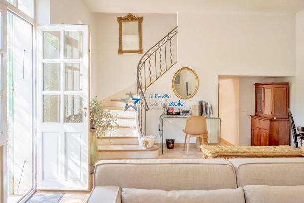 Saint-maximin-la-sainte-baume bastide 220 m 2