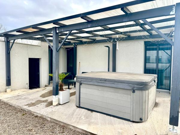 Maison 4 pièces 115m² avec jacuzzi sur parcelle de 601m² à Pont-du-Château