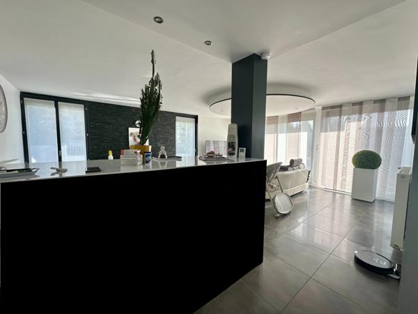 Maison 4 pièces 115m² avec jacuzzi sur parcelle de 601m² à Pont-du-Château