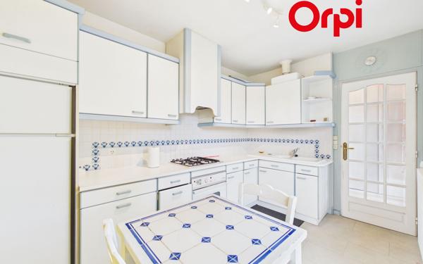 Maison à vendre    3 pièces •  Bernay