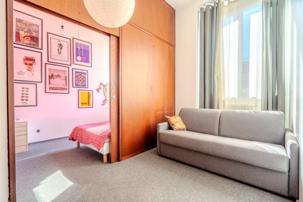 Bureau 7 pièces - 211 m²