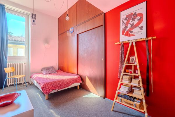 Bureau 7 pièces - 211 m²