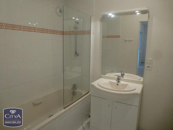 Appartement à vendre 3 pièces 68m² Laval (53000)