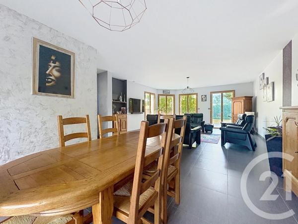 Maison à vendre  6 pièces - 179 m 2   ROYE  - 80