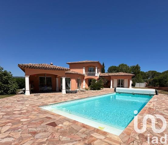 Maison à vendre 5 pièces 203 m² Roquebrune-sur-Argens