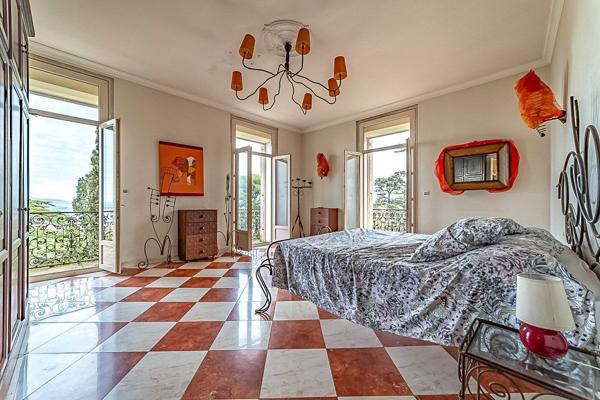 Vente Maison de luxe Sète 8 Pièces 383 m²
