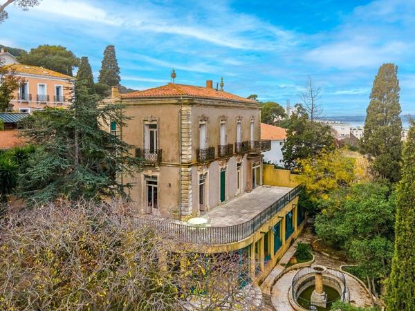Vente Maison de luxe Sète 8 Pièces 383 m²