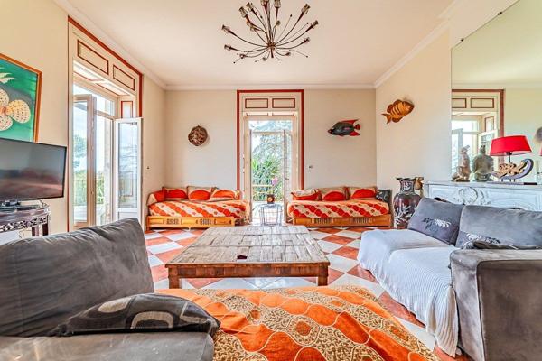 Vente Maison de luxe Sète 8 Pièces 383 m²