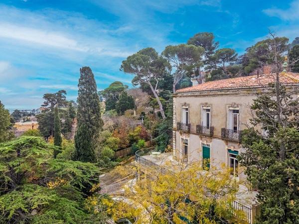 Vente Maison de luxe Sète 8 Pièces 383 m²