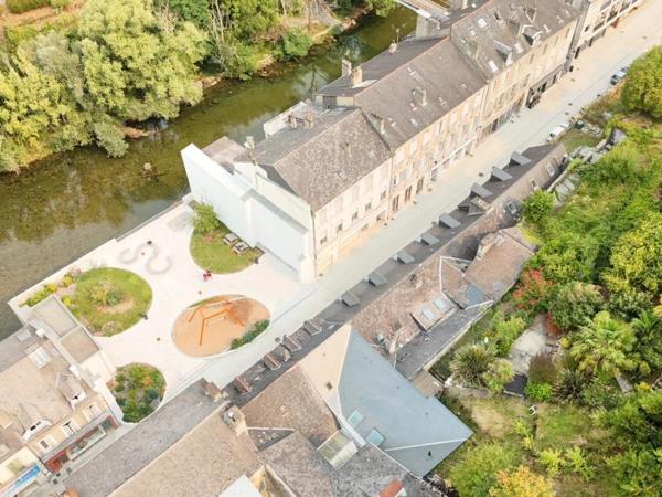 Immeuble locatif - Oloron-sainte-marie - Réf.:205259 OLORON CENTRE VILLE IMMEUBLE DE CARACTERE (la copropriété est faite, l'investisseur peut revendre par lot)