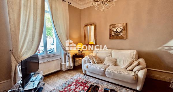 À vendre Maison 5 pièces 142 m² - Niort 79000