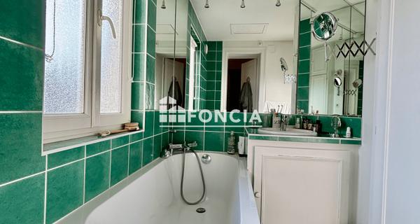À vendre Maison 5 pièces 142 m² - Niort 79000