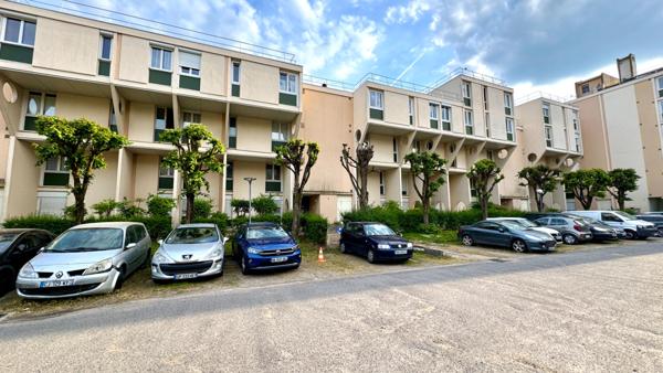 Grand 3 pièces de 70 M2 avec sa Terrasse, exposé plein sud