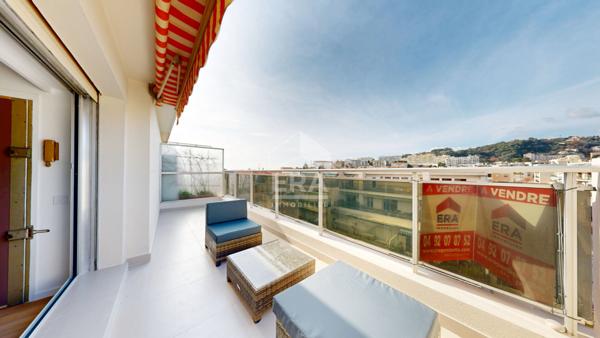NICE - FLEURS : JOLI 2 PIÈCES TRAVERSANT E/O AVEC TERRASSE ET BALCON