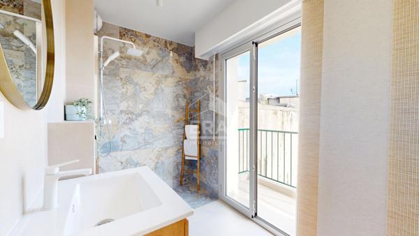 NICE - FLEURS : JOLI 2 PIÈCES TRAVERSANT E/O AVEC TERRASSE ET BALCON