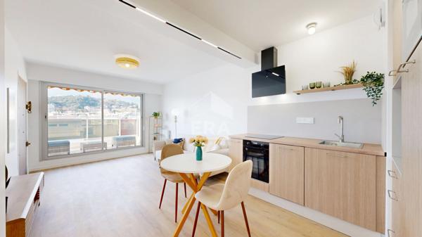 NICE - FLEURS : JOLI 2 PIÈCES TRAVERSANT E/O AVEC TERRASSE ET BALCON