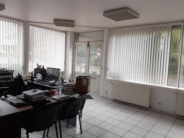 LOCAL COMMERCIAL IDEAL PROFESSION LIBERALE OU BUREAU!