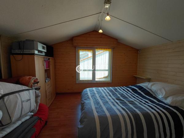 MAISON 105 M² 2 CHAMBRES TERRAIN 747 m²