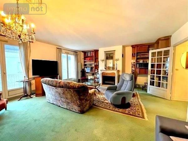 Appartement à vendre à Saumur dans le Maine-et-Loire (49400), ref : 49105-922   
Centre