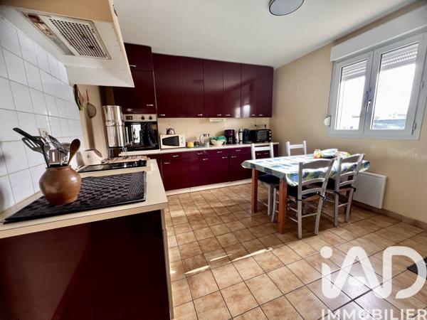 Maison à vendre 4 pièces 125 m² Gond-Pontouvre