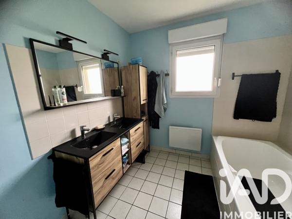 Maison à vendre 4 pièces 125 m² Gond-Pontouvre